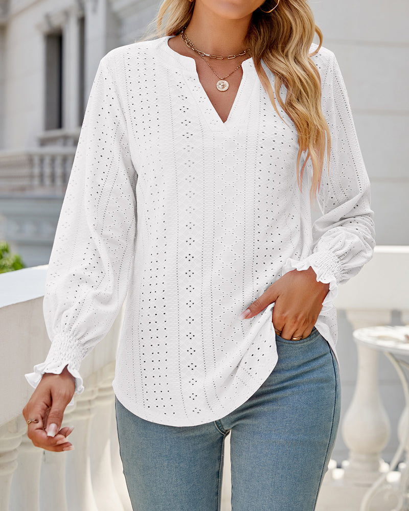 Blus med v-hals och volangärmar