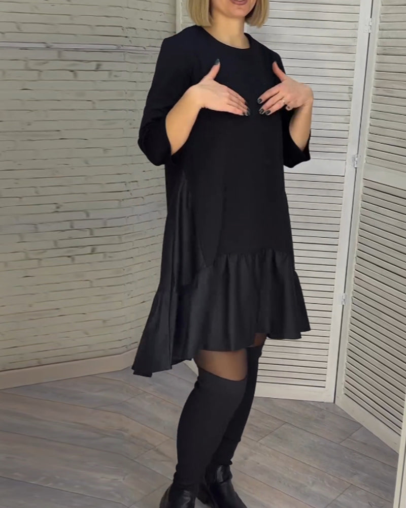 Klänning med rund hals och elegans