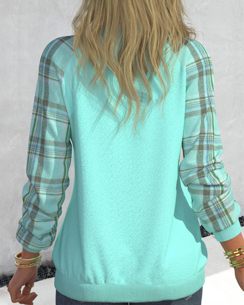 Rutig tröja med v-ringning och blockfärg