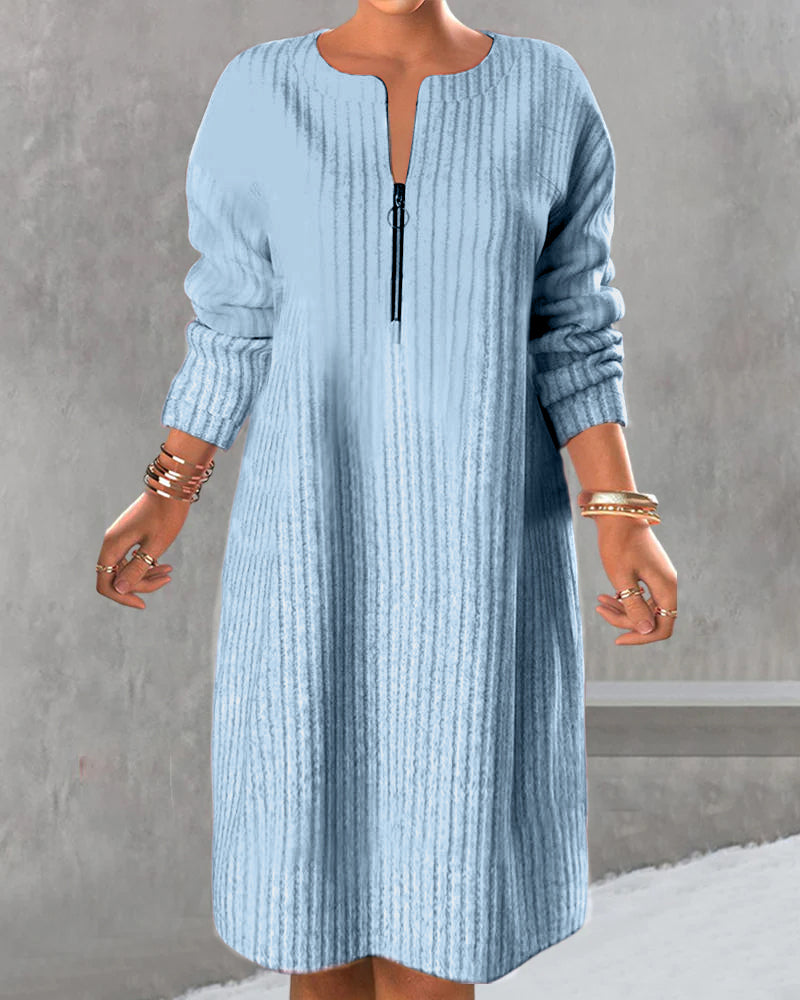 Enfärgad klänning med dragkedja