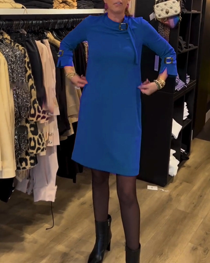 Elegant klänning med rund hals