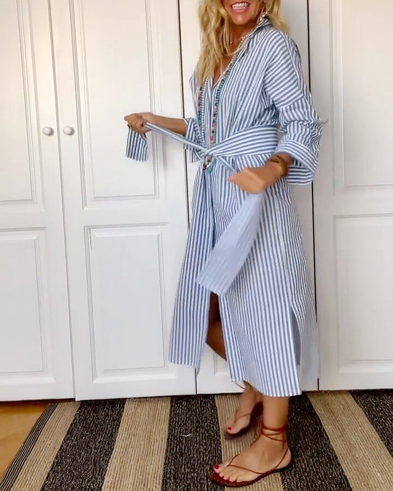 Randig skjortklänning med skärp