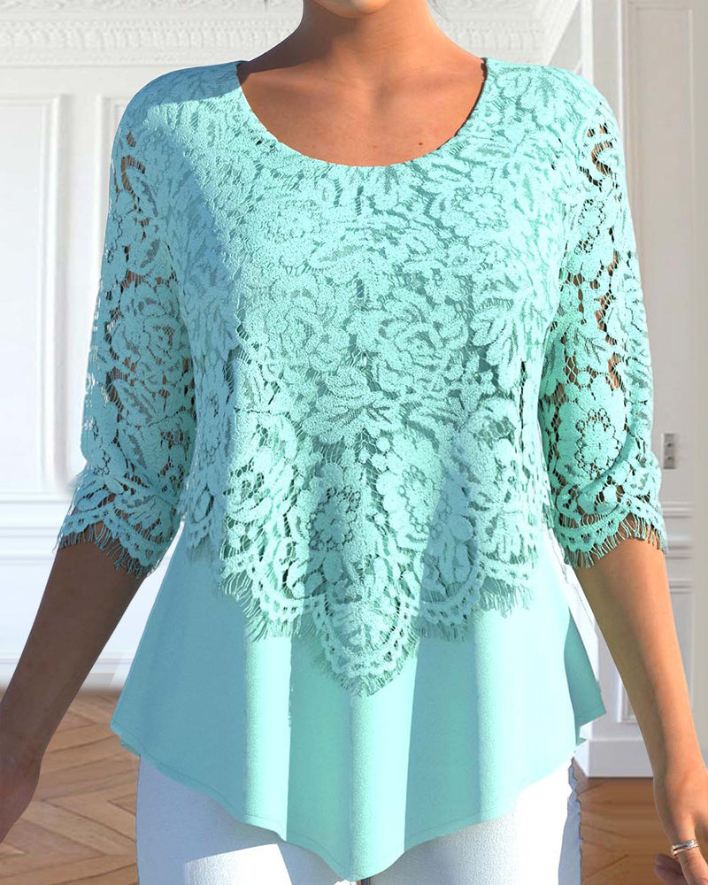 Rundhalsad spetsblus