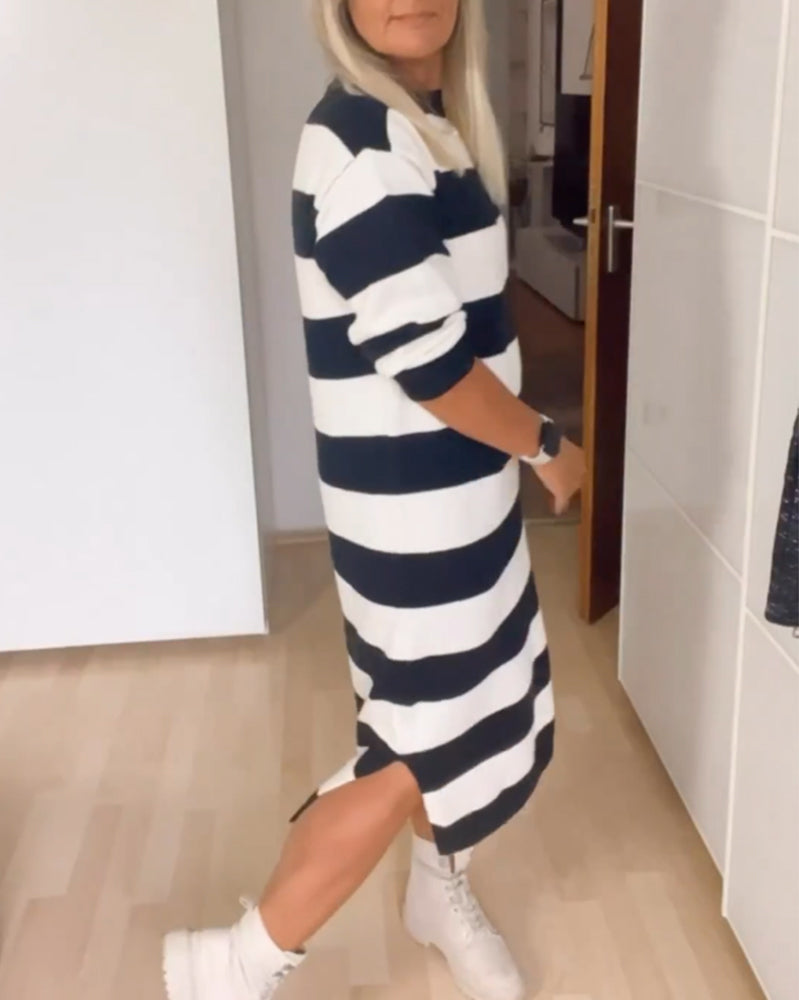 Randig klänning med rund hals