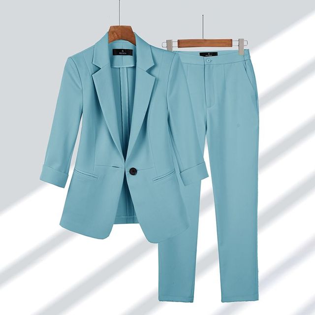 Blazer och strumpbyxor
