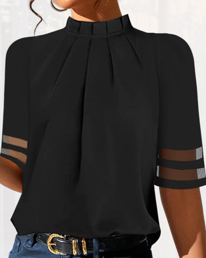 Plottringad topp i enfärgad