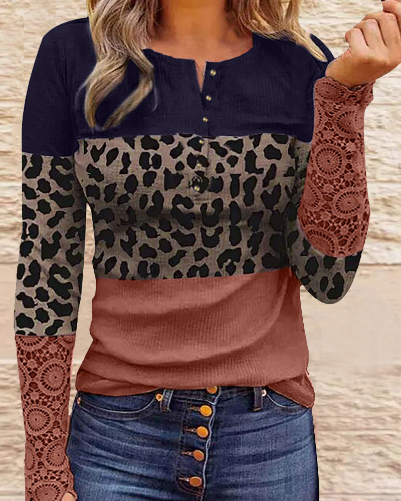 Panelad långärmad topp