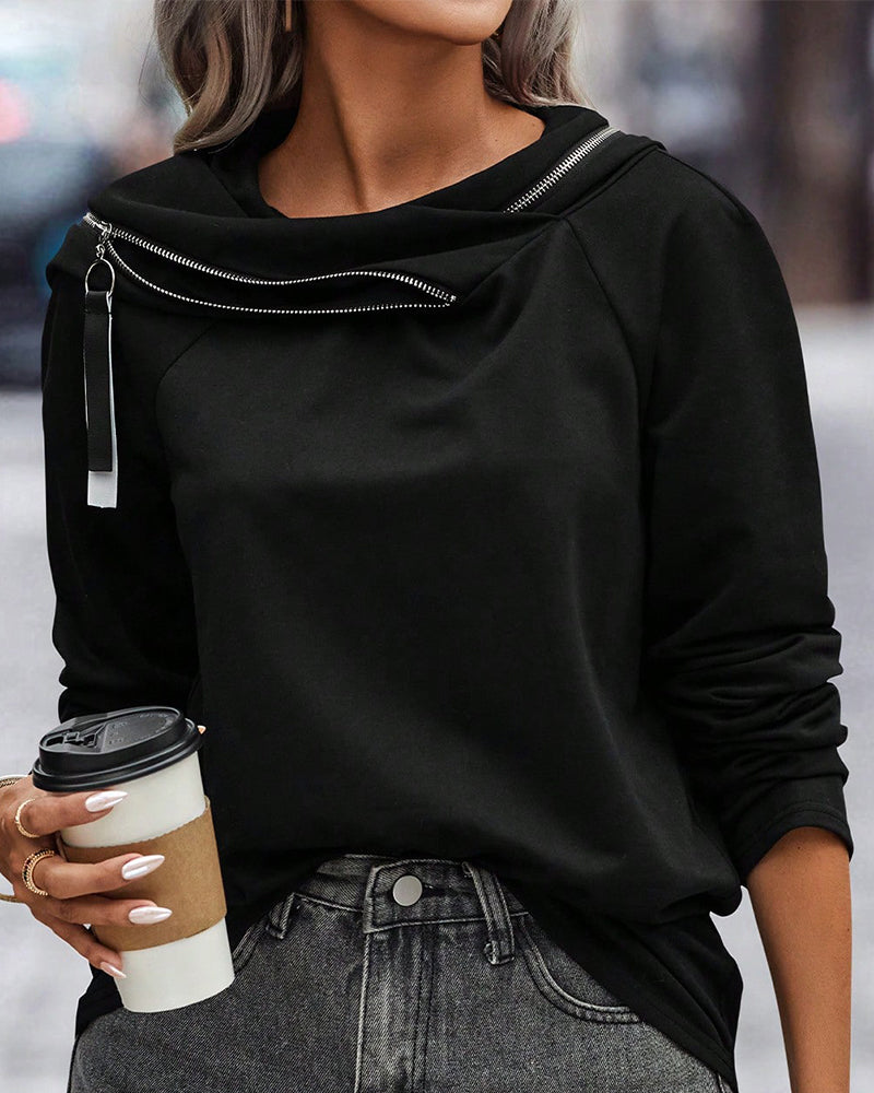 Enfärgad luvtröja med dragkedja