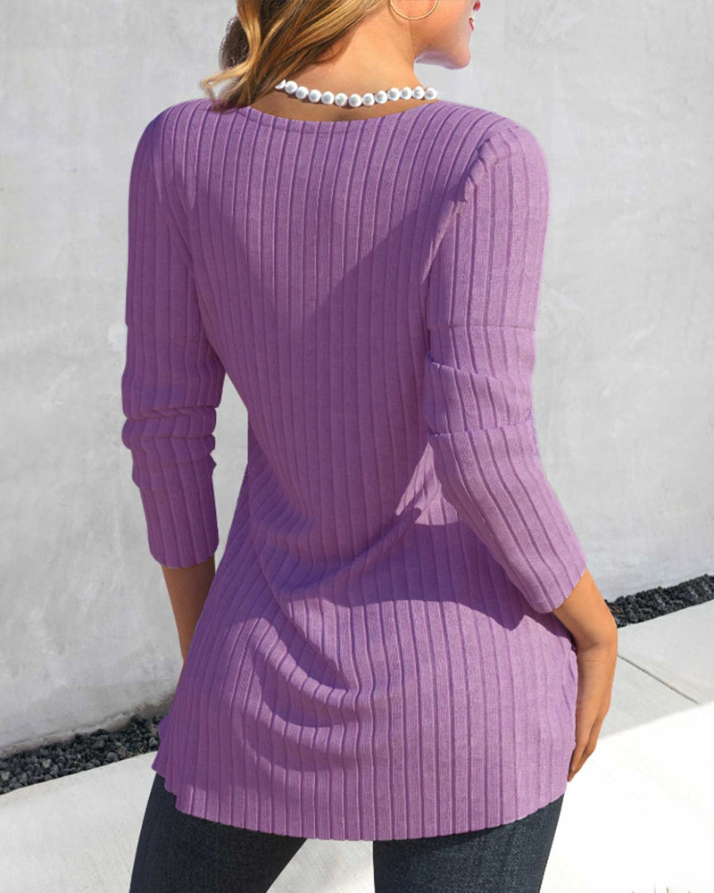 Blommig topp med fyrkantig hals