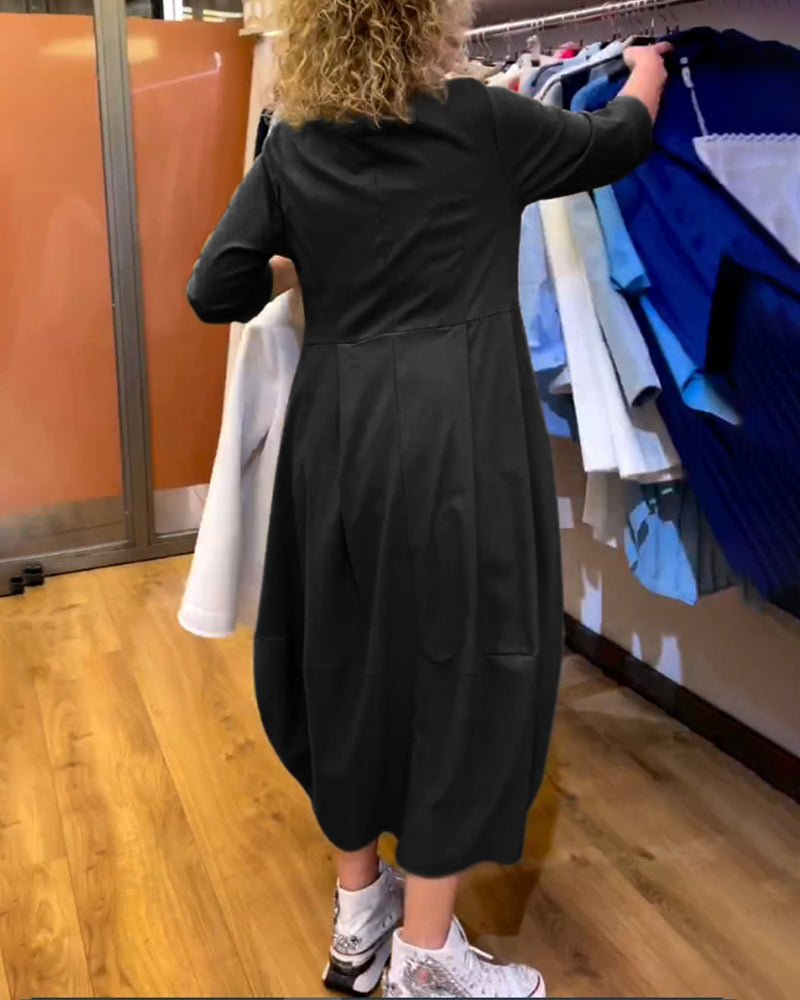 Klänning med rund hals 2/3 ärm