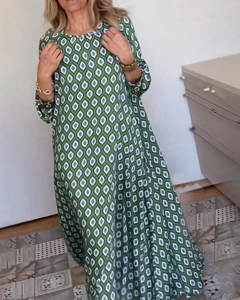 Klänning med geometriskt tryck