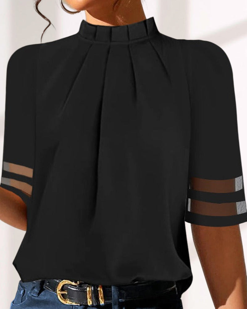 Plottringad topp i enfärgad