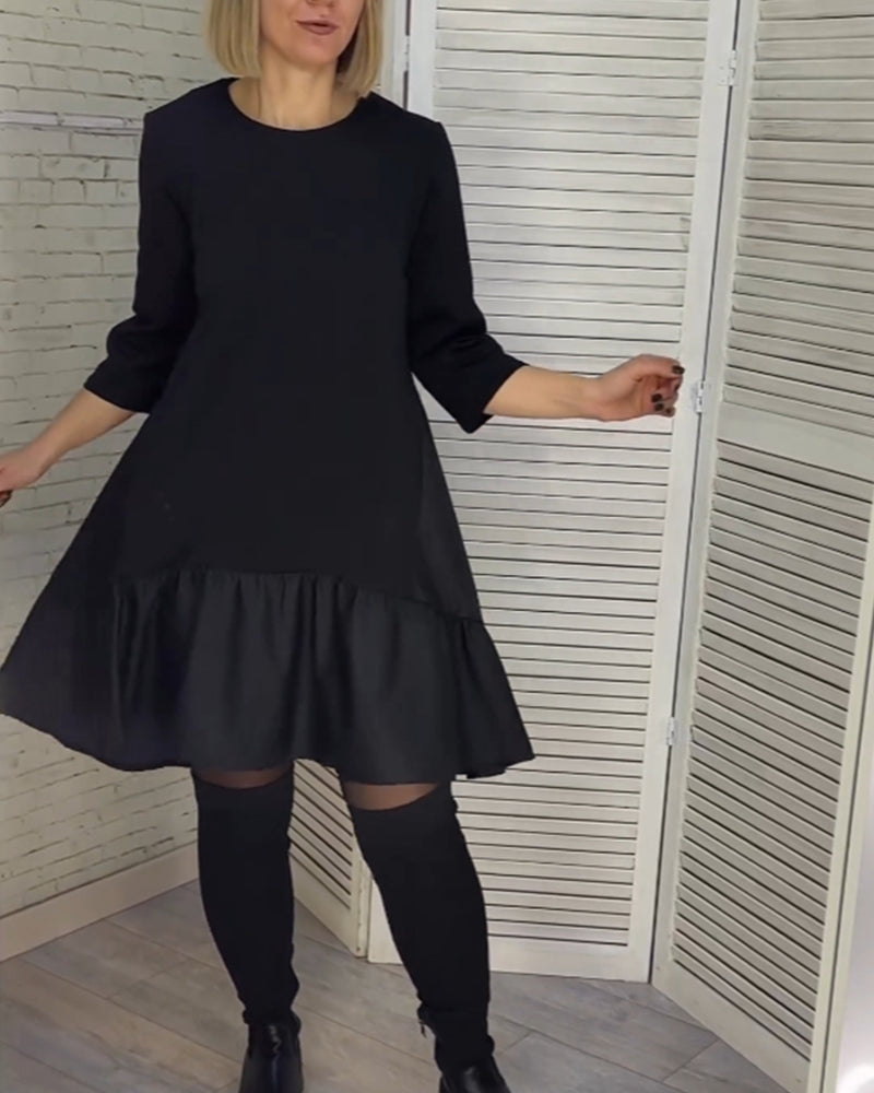 Klänning med rund hals och elegans