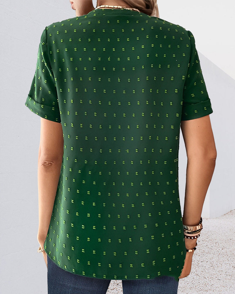 T-shirt med V-ringning och knappar