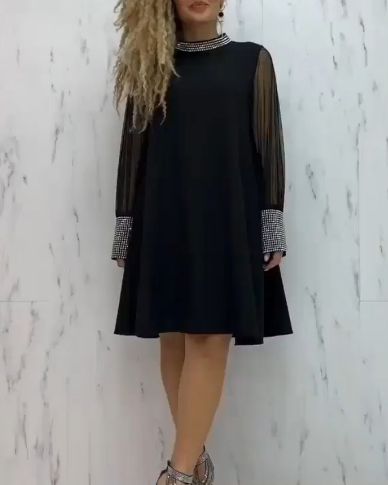 Elegant A-line klänning med långa ärmar
