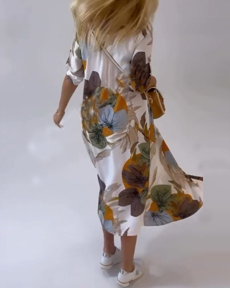 Fritidsklänning i lapel med bladtryck