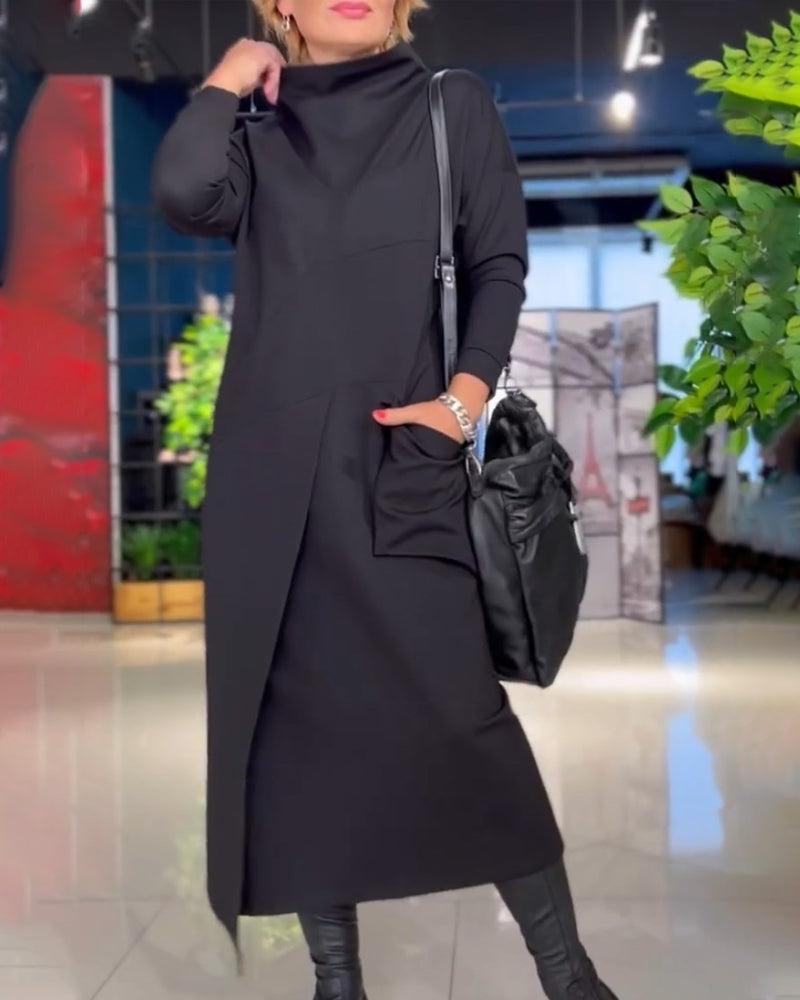 Höghalsad klänning med fickor