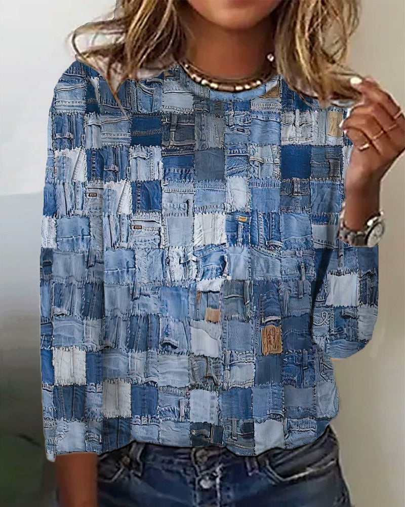 Avslappnad rutig topp med rund halsringning