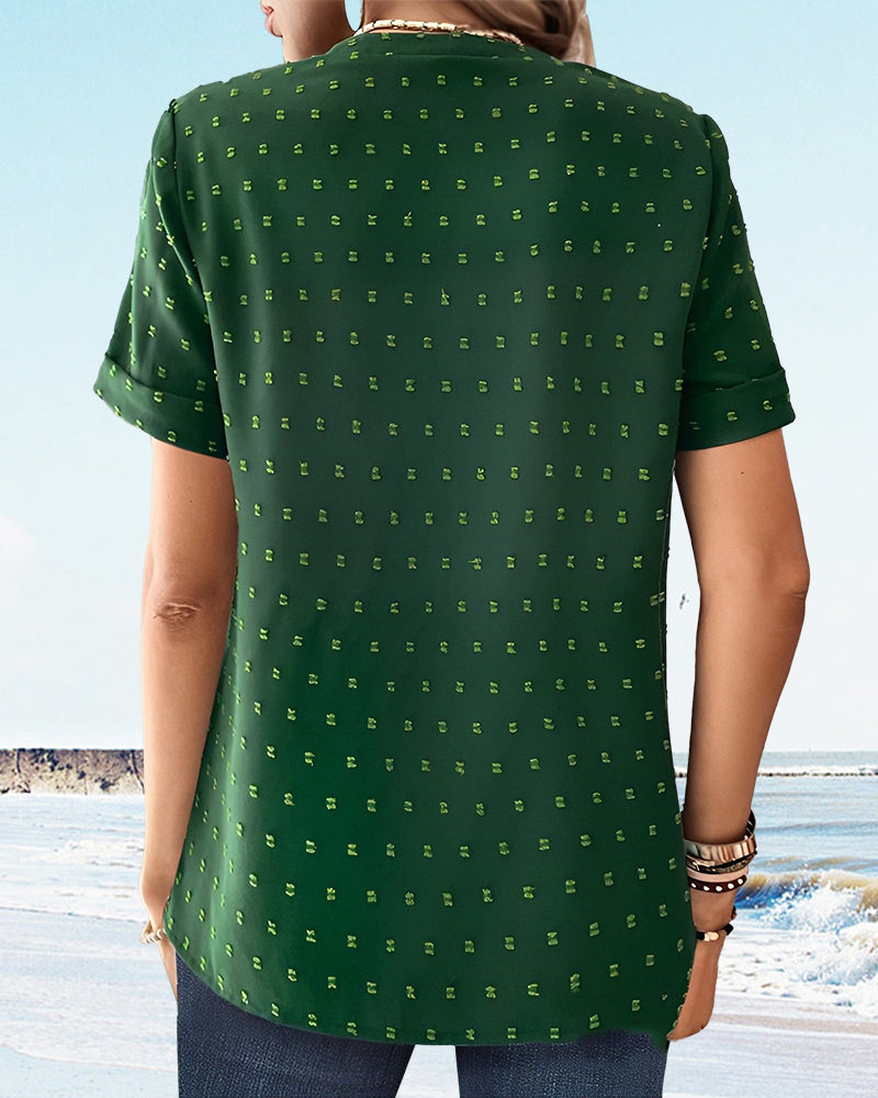 T-shirt med V-ringning och knappar