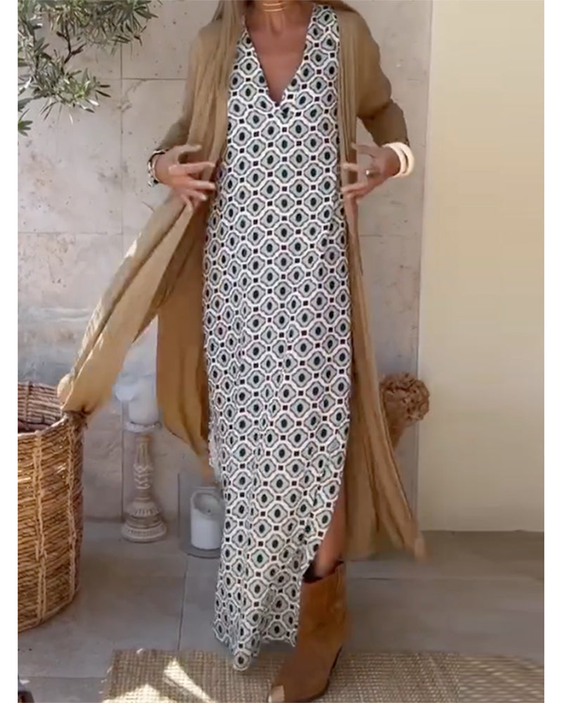 Lång klänning i batiktryck med lång ärm