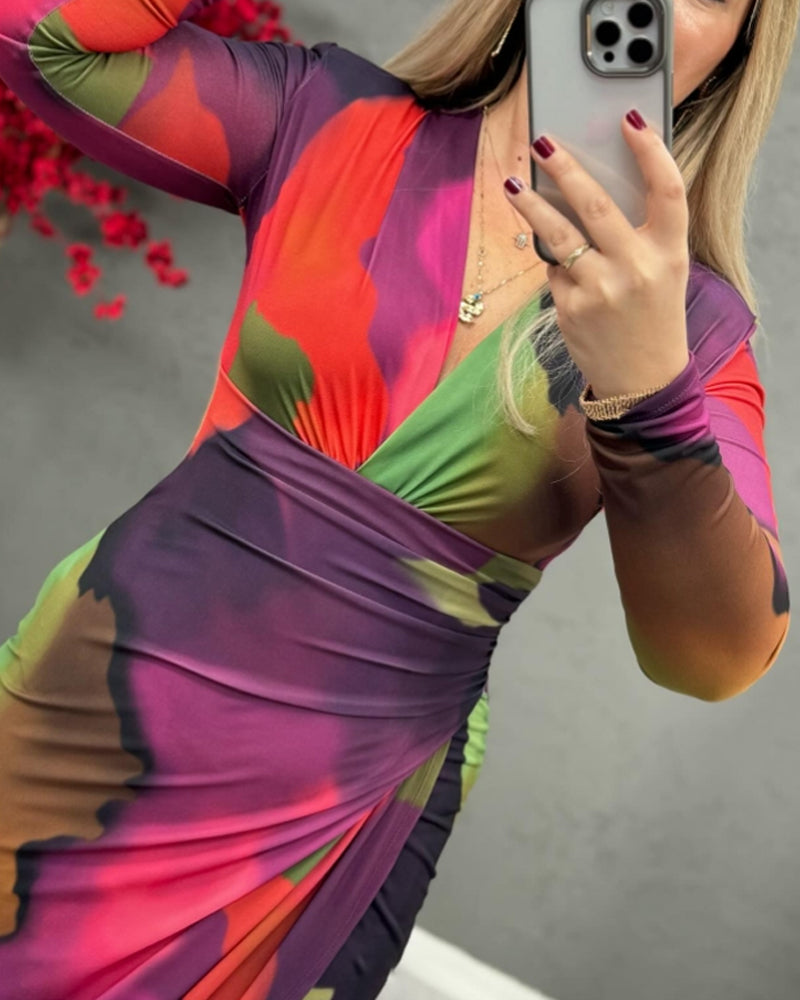 Färgglad tryckt v-ringad elegant klänning