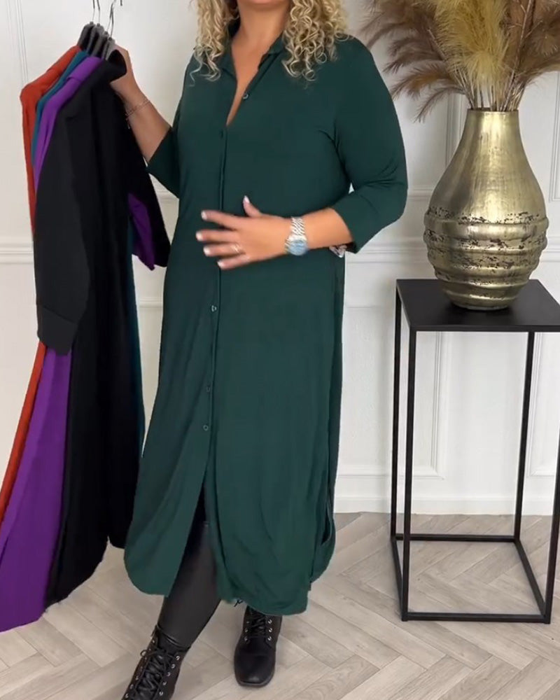 Enfärgad skjortklänning med knappar