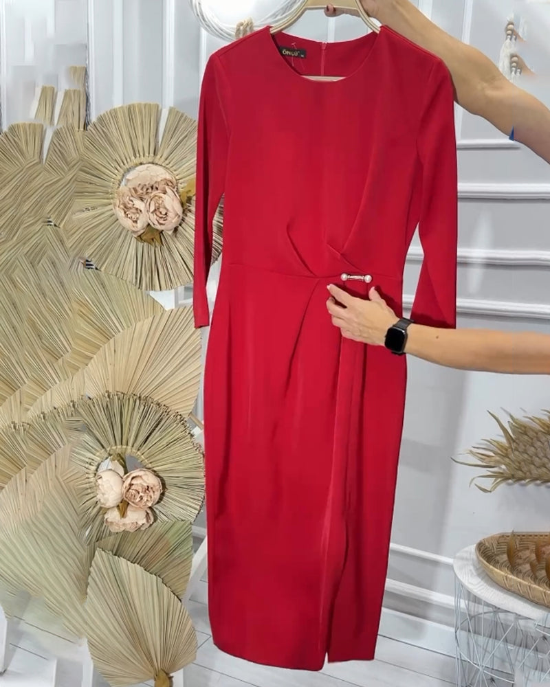 Romantisk enfärgad lång klänning med rund hals