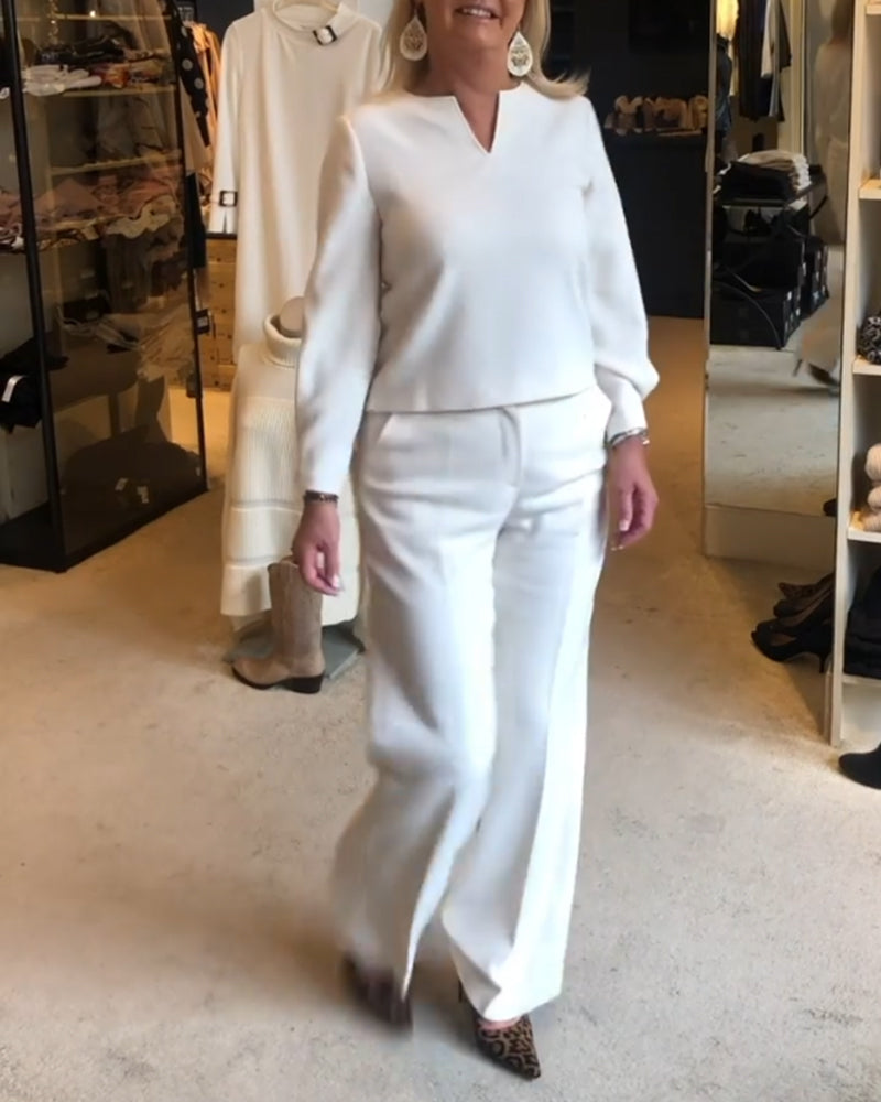 V-ringad enfärgad elegant topp