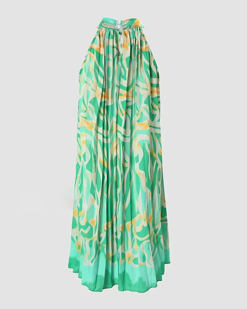 Plisserad klänning med halter neck