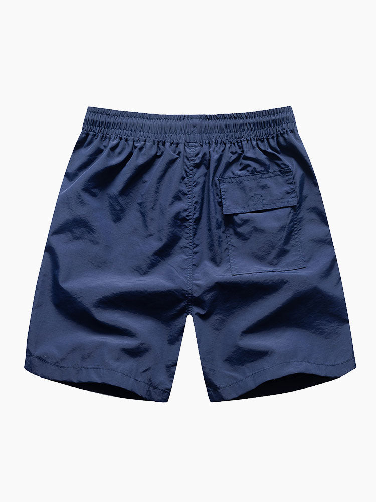 Färgad randig skjorta och badshorts