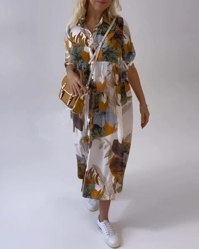 Fritidsklänning i lapel med bladtryck